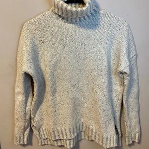 Vince Wool Blend Turtleneck